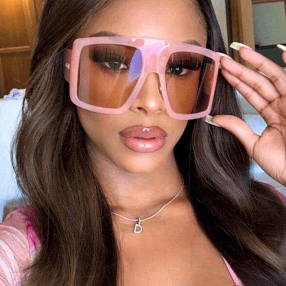 Pink Aviator - Picture 2 of 2